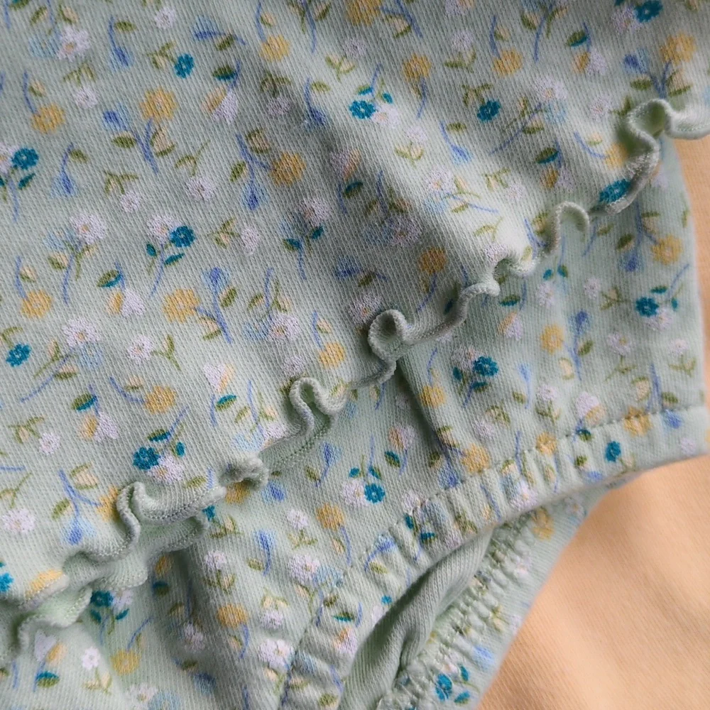 Carter's Baby 2 Piece Outfit 0-3 Months